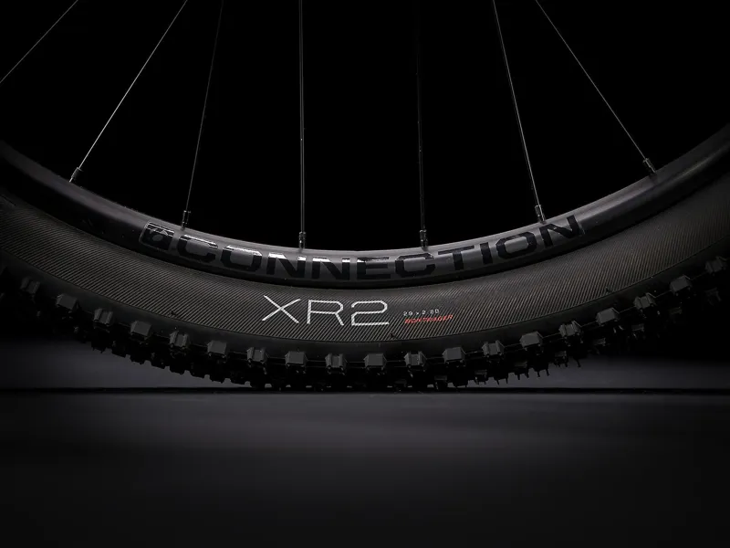 Trek Marlin 6 - 2021 - Red-5