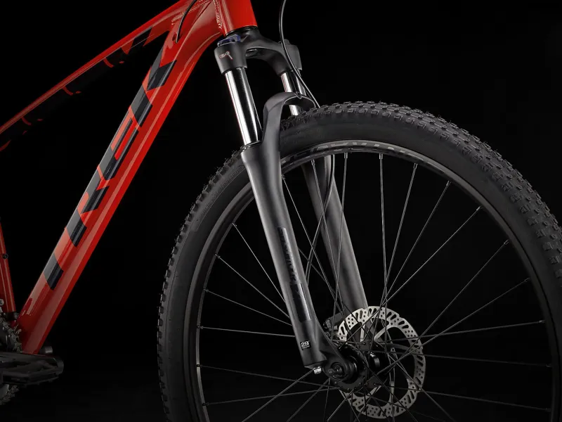 Trek Marlin 6 - 2021 - Red-7
