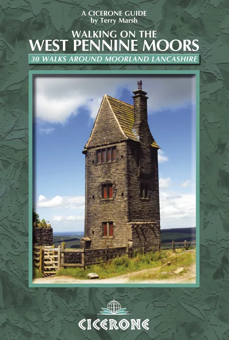 Cicerone Press Walking on the West Pennine Moors in Green