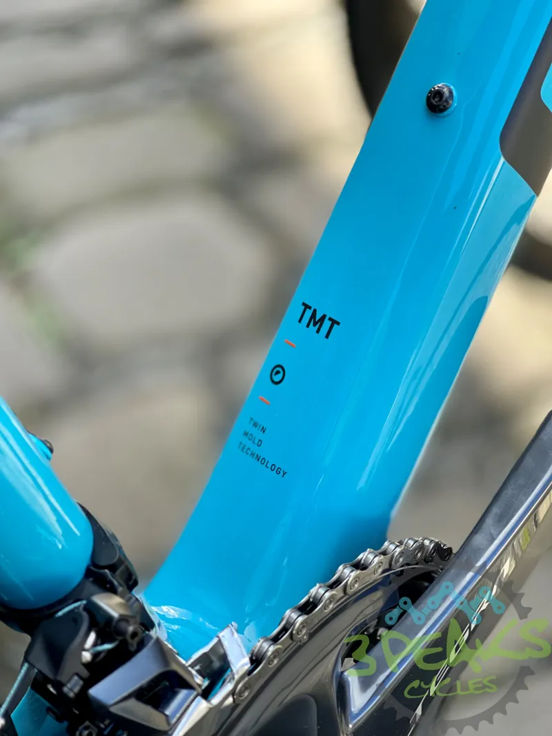 Cube Attain GTC SL Road Bike in Blue -3