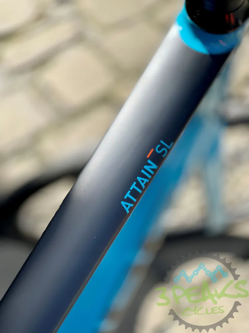 Cube Attain GTC SL Road Bike in Blue -4