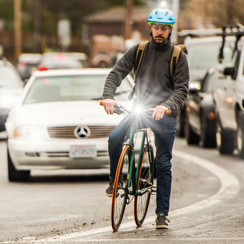 Blackburn Dayblazer 1100 Front Light-4