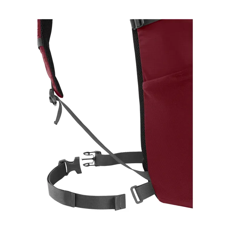 CamelBak Cloud Walker 18l Hydration Pack w/2.5L Reservoir in Cabernet-10