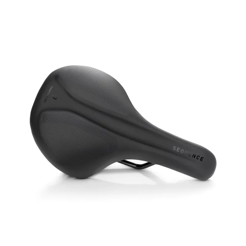 Natural Fit Sequence Saddle in Black