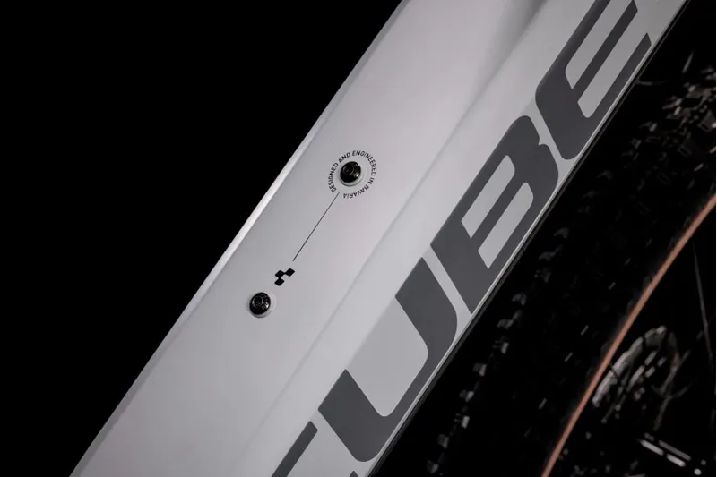 Cube Reaction Hybrid Race 625 - X-Large-5