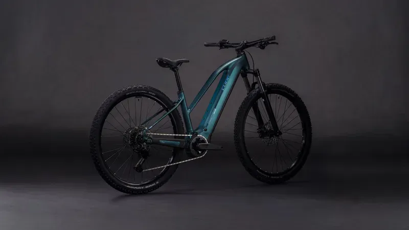 Cube Reaction Hybrid One 800 E-MTB in Green-3