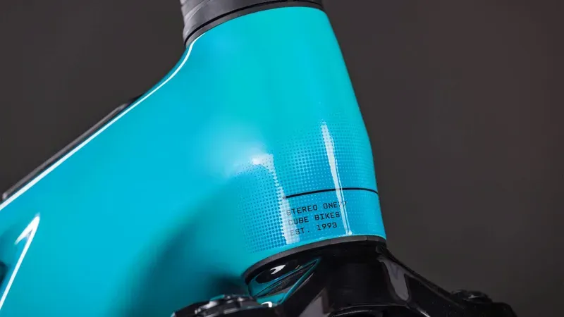 Cube Stereo Hybrid One77 HPC Race 800 E-MTB in Swimming Pool/Black-6