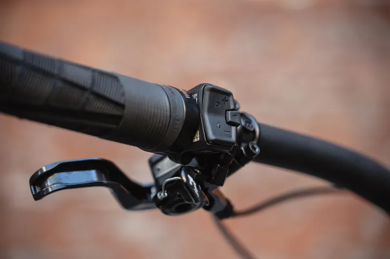 E-Bike Control Units & Displays from 3 Peaks Cycles