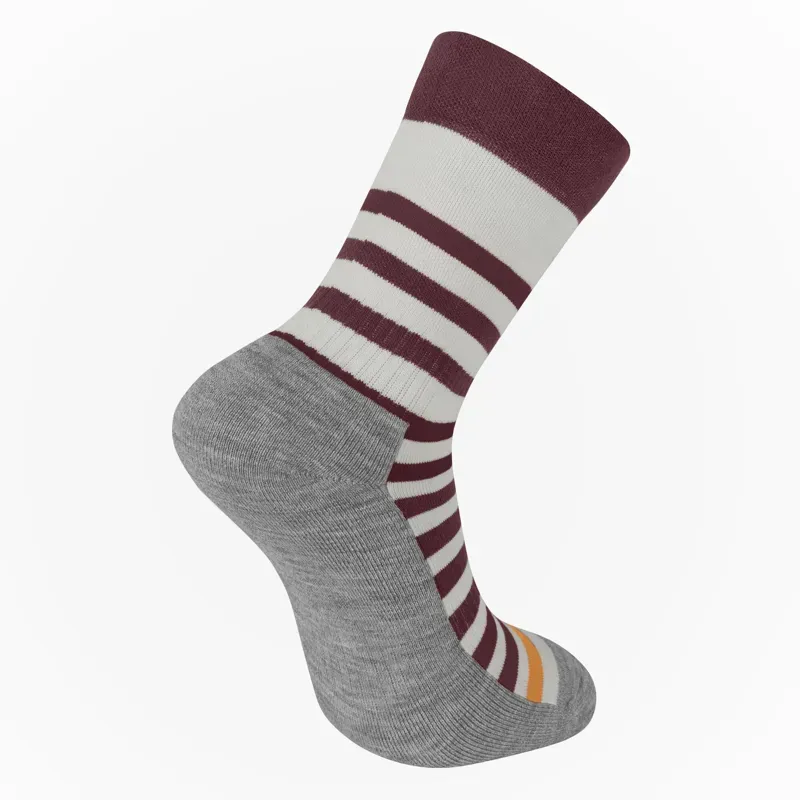 Madison Roam Isoler Merino 4 Season Socks in Fig red / Mango orange-1