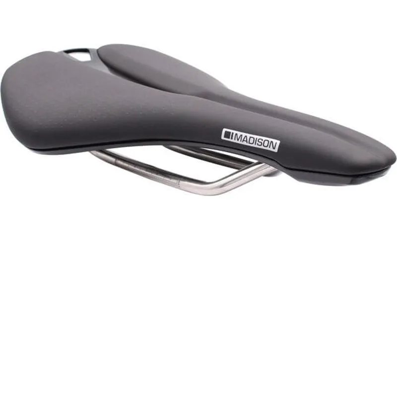 Madison Flux Aero Short Alloy Saddle Titanium rail