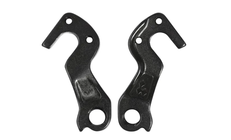 Genuine Cube Mech Hanger 149 Long BLACK