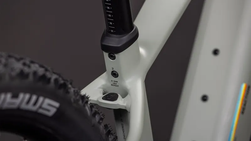 Cube Reaction Hybrid SLT 800 Electric Hardtail in Green-9