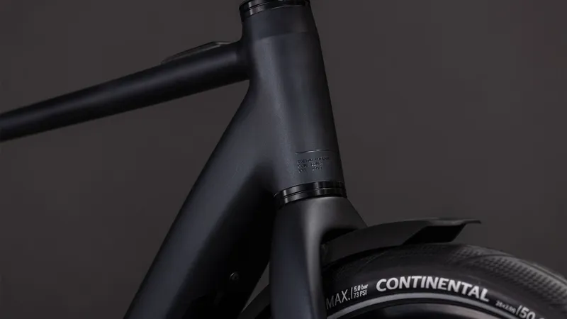 Cube Editor Hybrid Pro 400x FE Classic E-Hybrid Bike In Coal/Prism-7