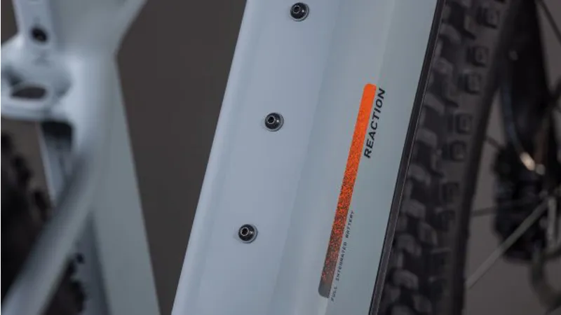 Cube Reaction Hybrid Race 800 E-MTB in Vulcan/Orange-3
