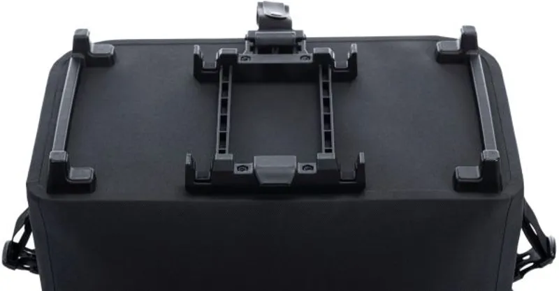 Acid Pro 40 HIC RILink Front Carrier Bag in Black-4