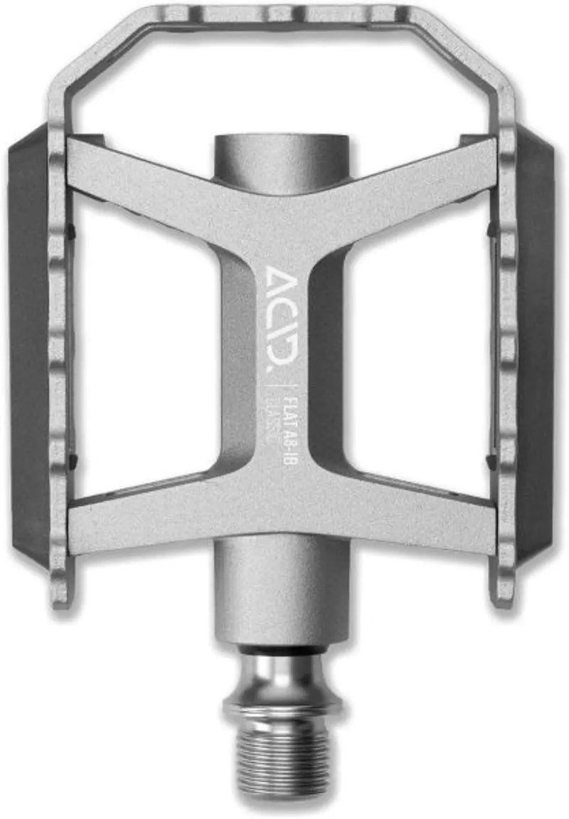 Acid A8-IB Classic Flat Pedals In Silver-2