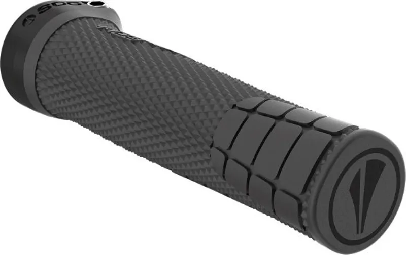 Sqlab Kids Grip 7 1/ 2 in BLACK