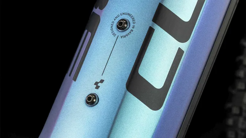 Cube Reaction Hybrid Race 750 eMountain Bike in Switch Blue-5