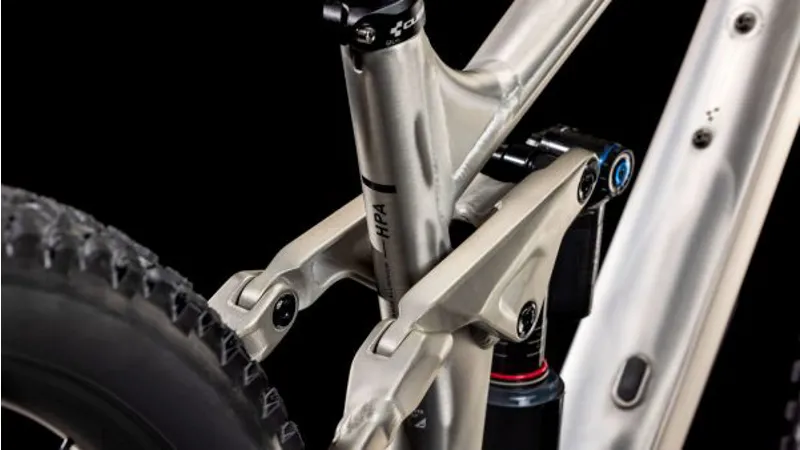 Cube Stereo one77 Race 29 in Silver-2