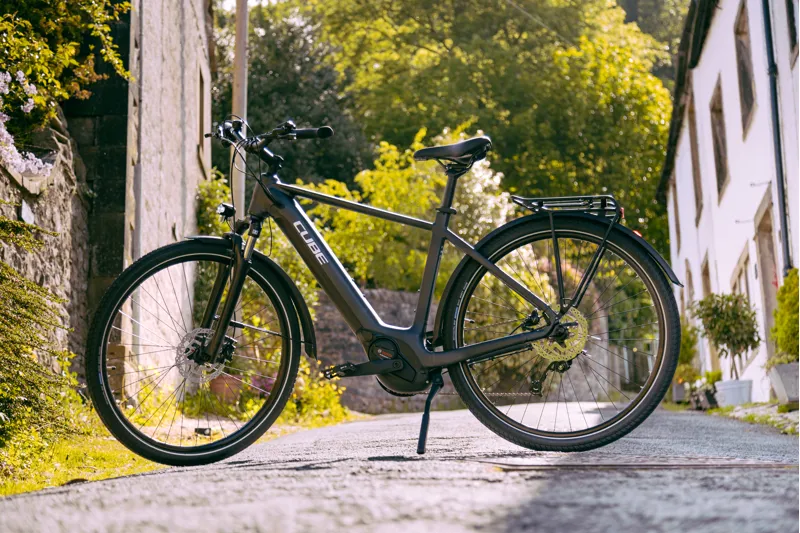 Cube touring hybrid pro 500 electric bike store 2021