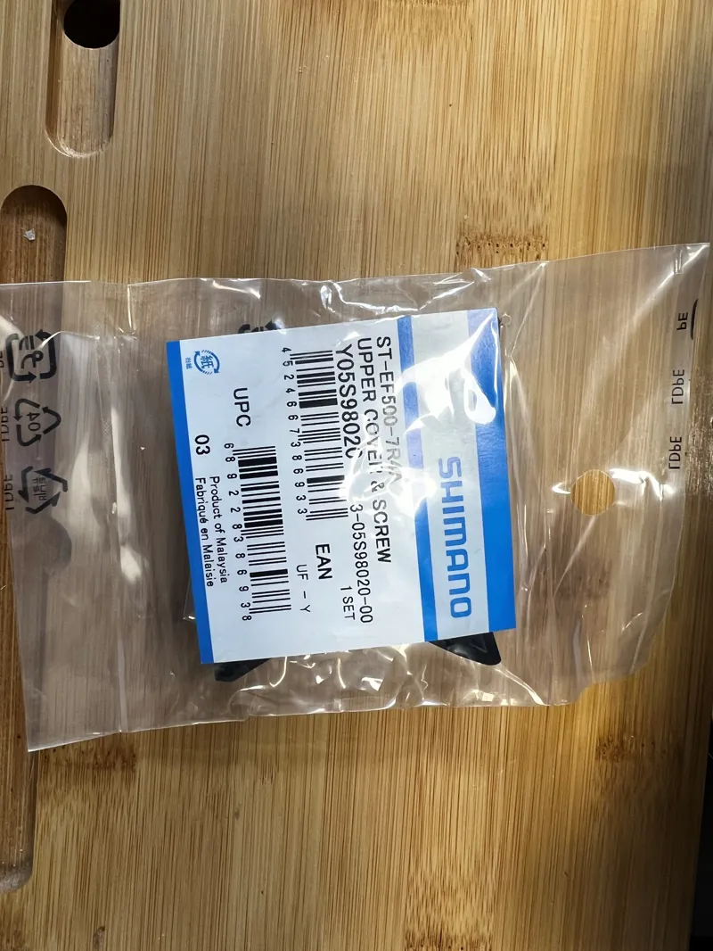 Shimano STEF500-7R4A Upper Cover and Fixing Screw-1