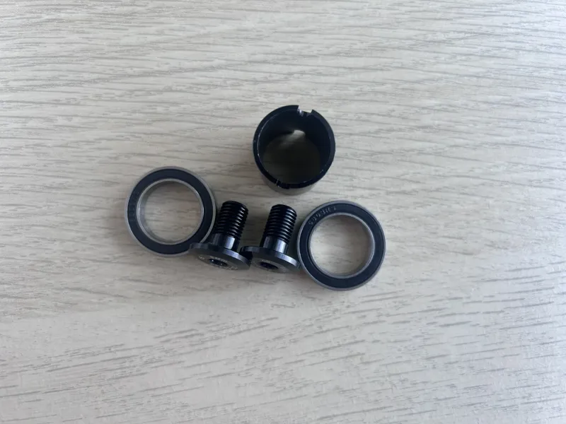Cube Bearing Pivot Set Rocker Mount 8566-1