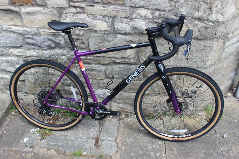 Genesis Fugio 20 Medium Ex-Hire-5