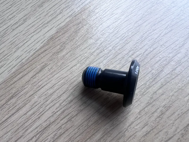 CUBE BEARING SCREW SHOCK MOUNT M10x23.5 - 18- 02841- 3174-2