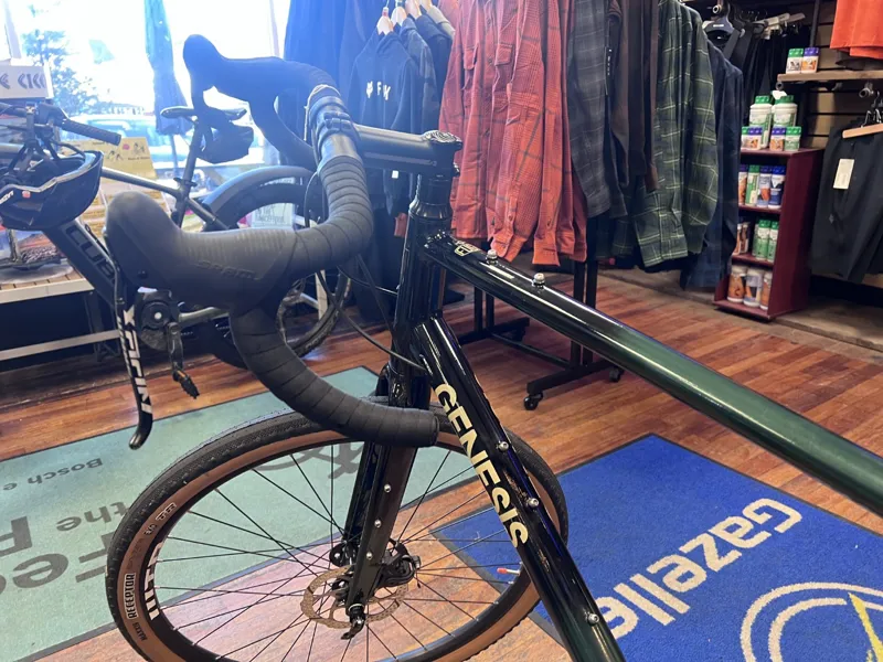 Genesis Fugio 10 - Large - Ex-Hire-10