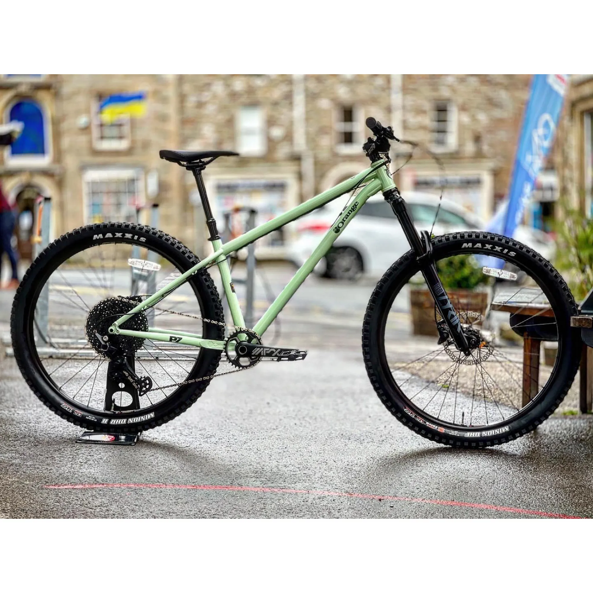 Orange p7 price sale
