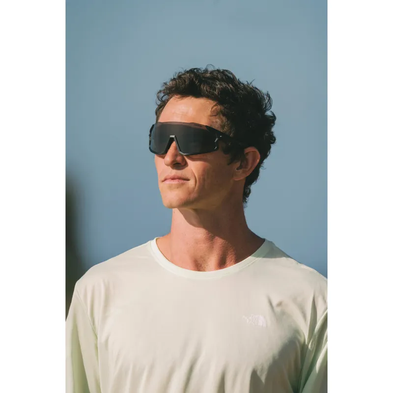 Tifosi Stash Interchangeable Lens Sunglasses In Blackout-5