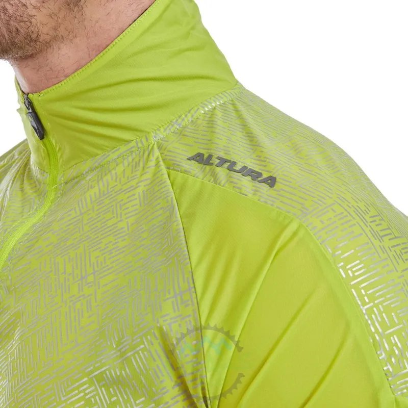 Altura Men's Icon Rocket Packable Jacket in Green-3