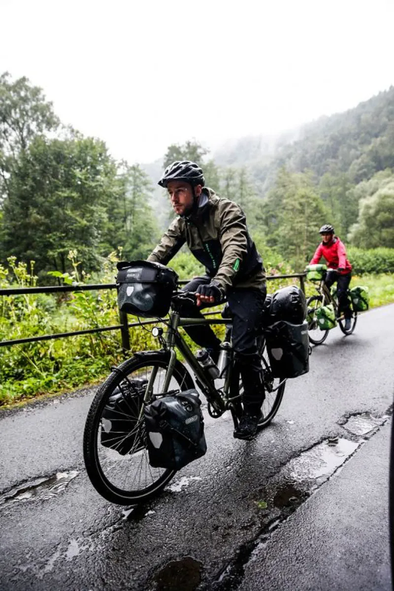 Ortlieb Ultimate Six Classic 7L - Black Handlebar Bag-6