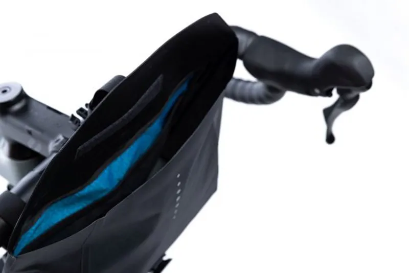 Acid Pack Pro 3 Accessory Bag in Black-5