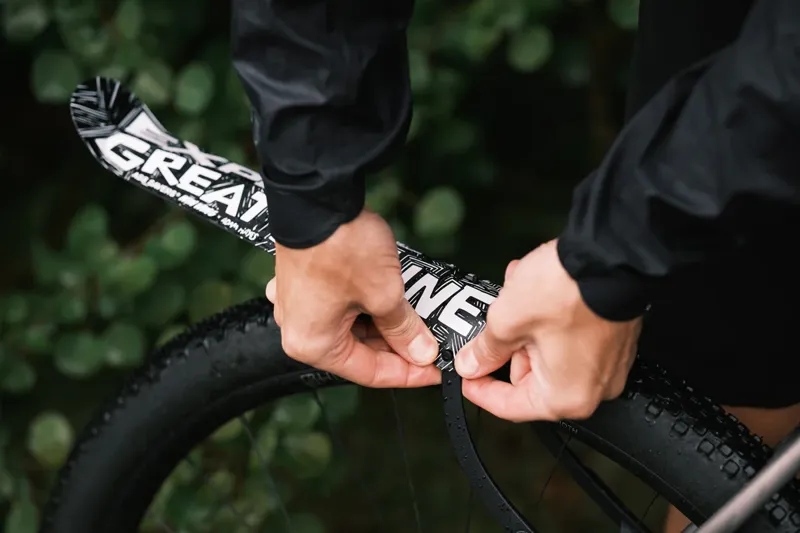 Ass Savers Win Wing 2 Gravel Rear Mudguard in Great Offline/Black-4