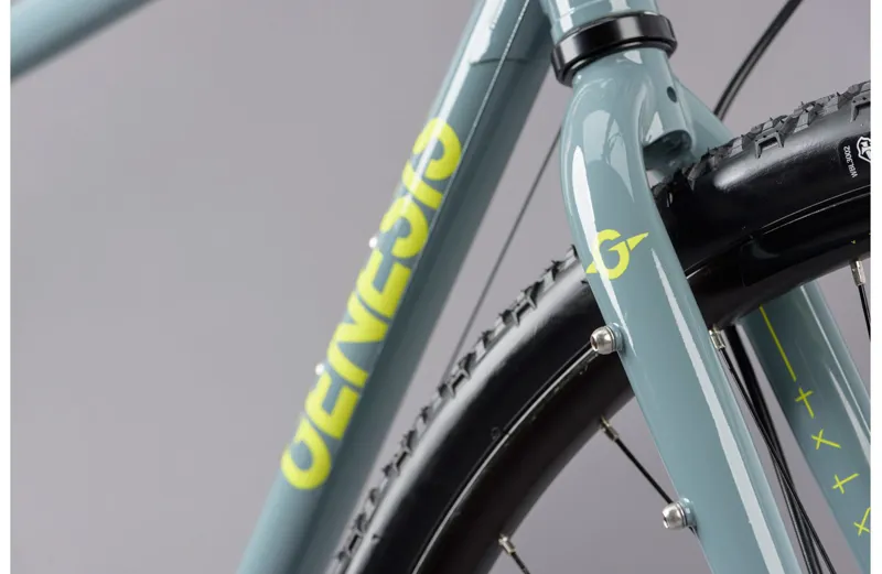 Genesis Croix De Fer 10 Flat Bar Gravel Bike in Blue - 2023-7