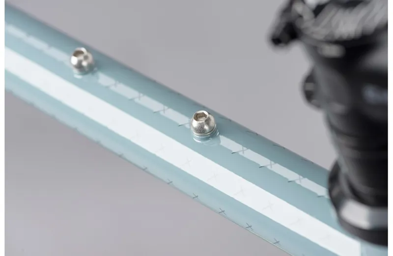 Genesis Croix De Fer 10 Flat Bar Gravel Bike in Blue - 2023-8