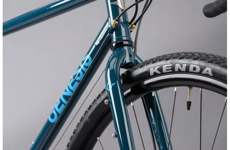 2023 Genesis Croix De Fer 20 Gravel Bike in Blue-4