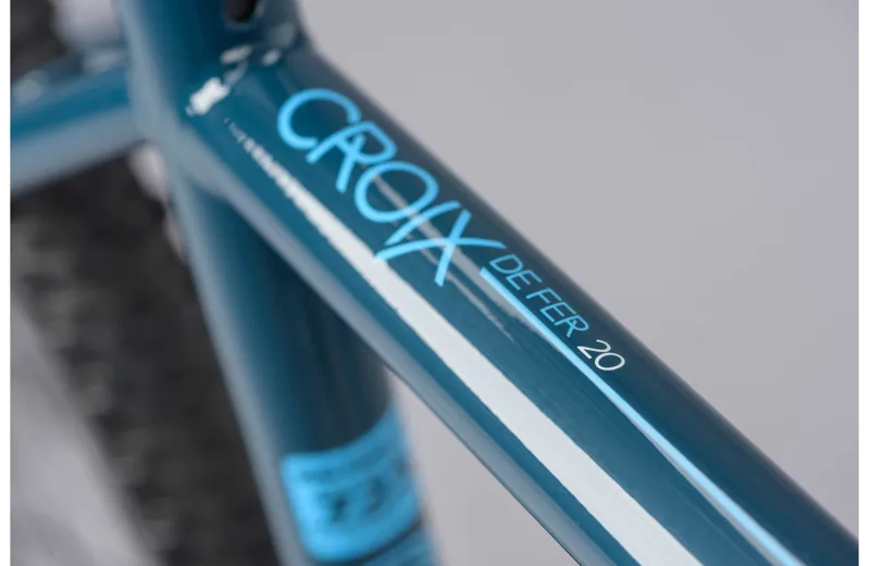 2023 Genesis Croix De Fer 20 Gravel Bike in Blue-8