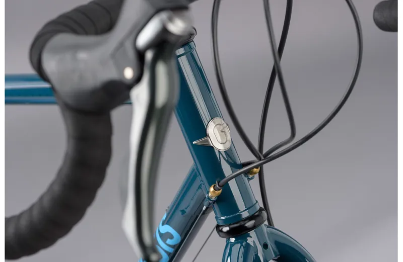 2023 Genesis Croix De Fer 20 Gravel Bike in Blue-2