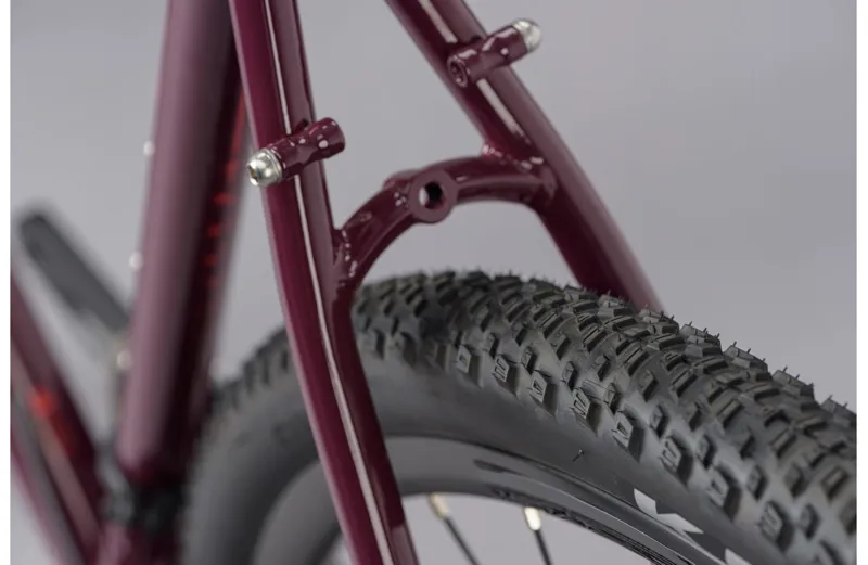 2023 Genesis Croix De Fer 30 Gravel Bike in Purple-13