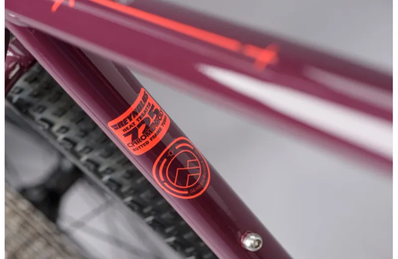 2023 Genesis Croix De Fer 30 Gravel Bike in Purple-9