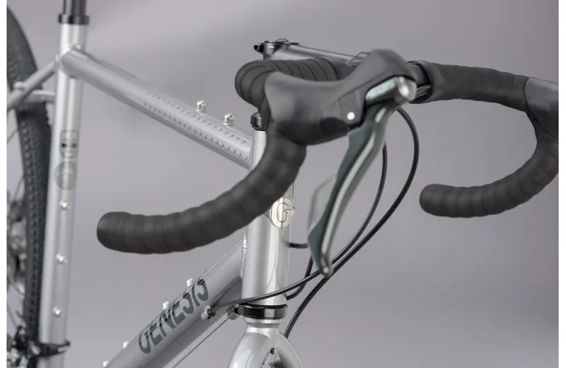 Genesis CDA 30 Gravel Bike in Silver-3