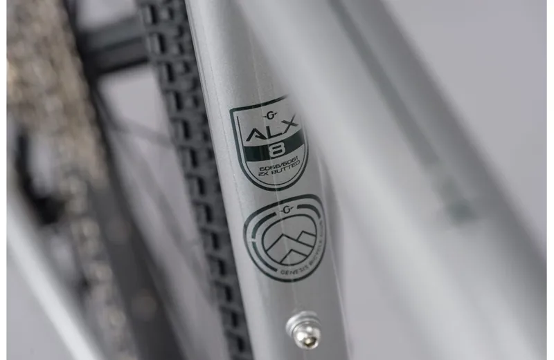 Genesis CDA 30 Gravel Bike in Silver-6