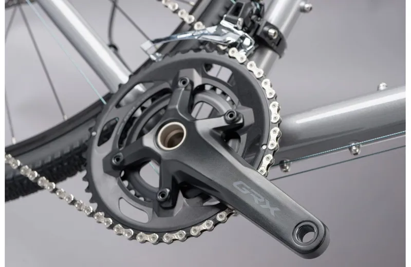 Genesis CDA 30 Gravel Bike in Silver-7