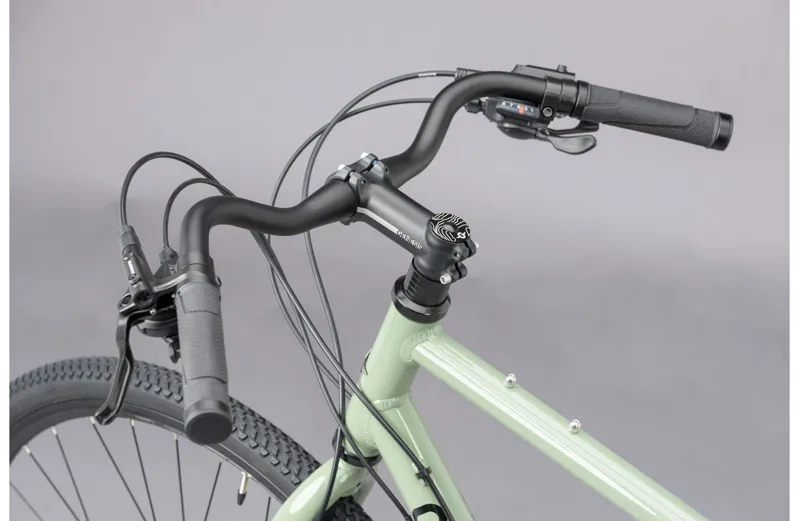 Genesis Broadway Hybrid Bike in Green-3