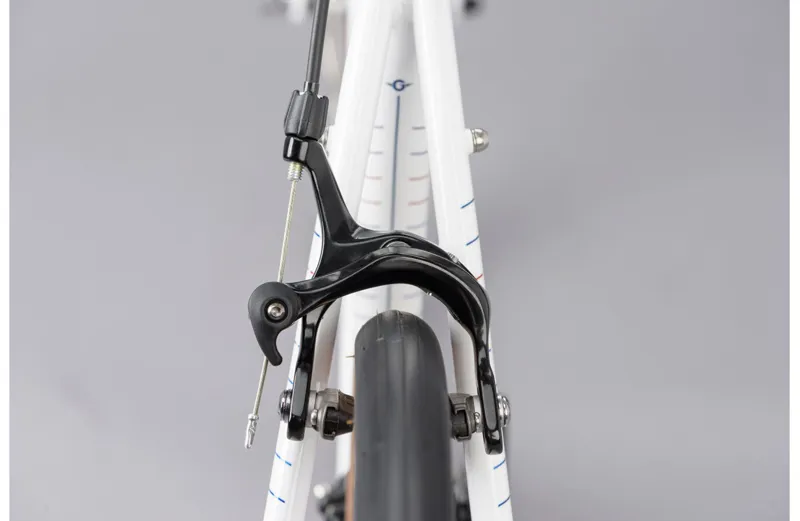 2023 Genesis Equilibrium Steel Road Bike in White-9