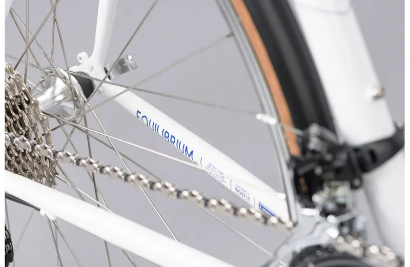 2023 Genesis Equilibrium Steel Road Bike in White-7