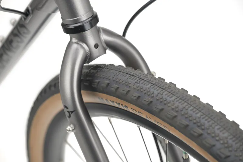 Genesis Croix De Fer 20 Flat Bar in Grey-6