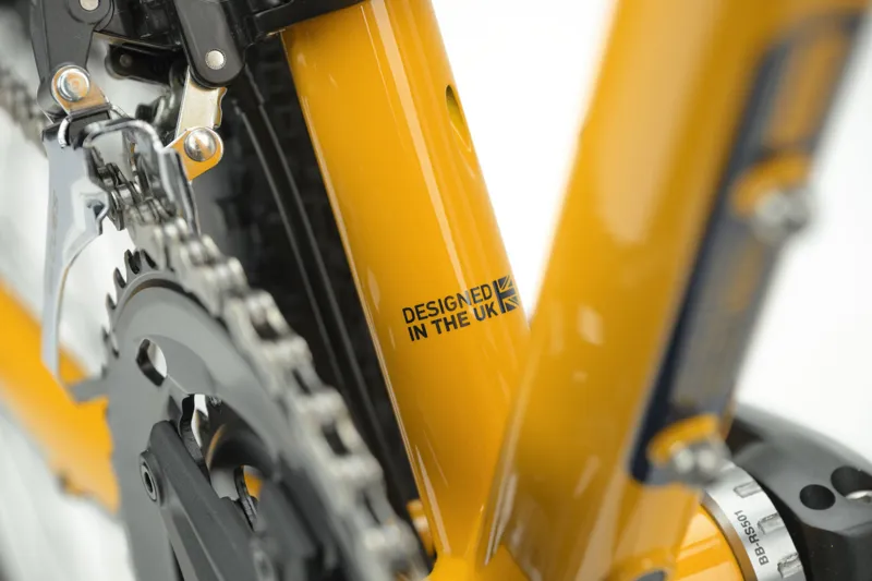 Genesis Croix De Fer 30 in Yellow-7